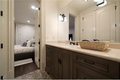 4136 N Stratford Road NE, Atlanta, GA 30342 - Photo 61