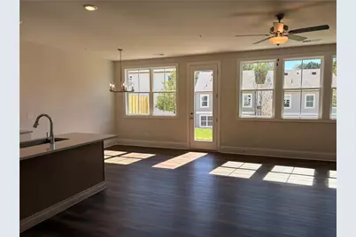 939 Crestmanor Drive, Marietta, GA 30008 - Photo 3