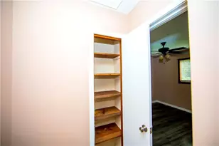 5856 Oakleaf Dr, Stone Mountain, GA 30087 - Photo 35