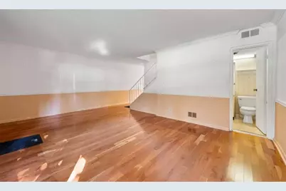 270 Lakemoore Drive #B, Atlanta, GA 30342 - Photo 3