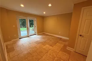 1505 Hillcrest Dr, Sugar Hill, GA 30518 - Photo 13