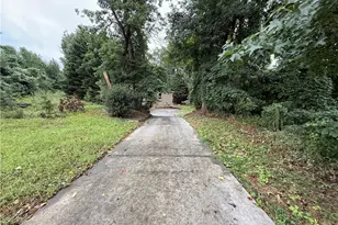 1505 Hillcrest Dr, Sugar Hill, GA 30518 - Photo 37