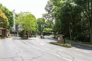 1209 River Green Dr NW, Atlanta, GA 30327 - Photo 17