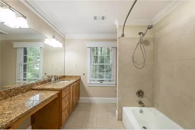 327 W Parkwood Road, Decatur, GA 30030 - Photo 25