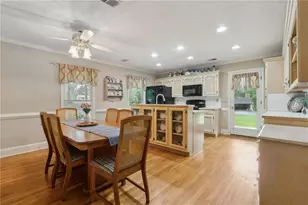 83 Russell Rd, Lawrenceville, GA 30043 - Photo 9