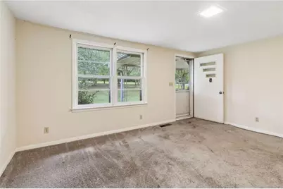 81 Russell Road, Lawrenceville, GA 30043 - Photo 9