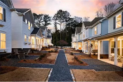 907 E Green Lane, Clarkston, GA 30021 - Photo 31