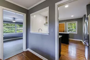 776 Windsor Parkway NE, Sandy Springs, GA 30342 - Photo 5