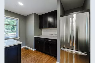 776 Windsor Parkway NE, Sandy Springs, GA 30342 - Photo 9