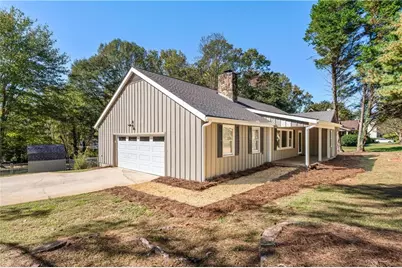 3712 Corinth Drive, Gainesville, GA 30506 - Photo 3