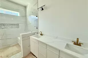 6996 Deaton Henry Rd, Flowery Branch, GA 30542 - Photo 15