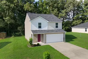 332 Village Creek Dr, Chatsworth, GA 30705 - Photo 1