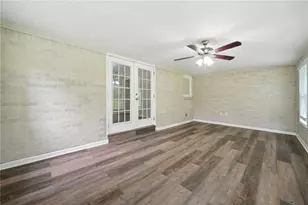 2493 Miriam Ln, Decatur, GA 30032 - Photo 17