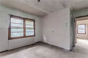 4376 Old Jonesboro Rd, Forest Park, GA 30297 - Photo 17