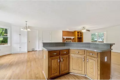 5557 Pinedale Circle, Sugar Hill, GA 30518 - Photo 19