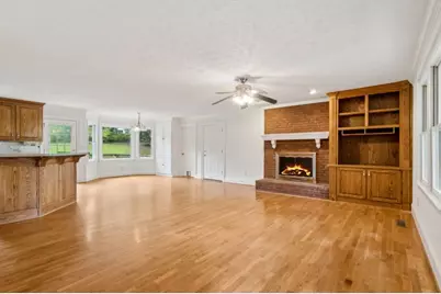 5557 Pinedale Circle, Sugar Hill, GA 30518 - Photo 7