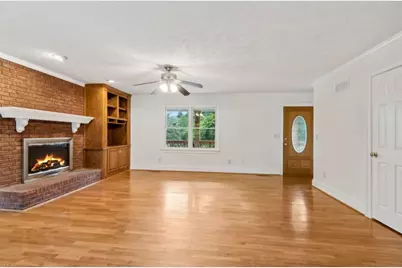 5557 Pinedale Circle, Sugar Hill, GA 30518 - Photo 9