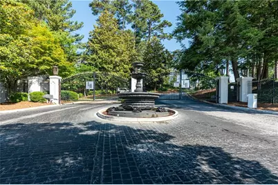 1105 Pine Heights Drive NE, Atlanta, GA 30324 - Photo 33