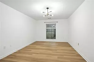 1105 Pine Heights Dr NE, Atlanta, GA 30324 - Photo 25