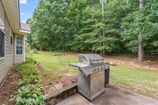 525 Michael Cir, Monroe, GA 30655 - Photo 31