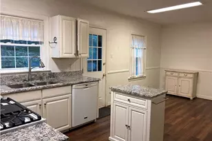 2523 Midway Rd, Decatur, GA 30030 - Photo 13