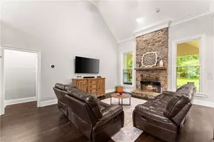 6006 Trojan Dr, Gainesville, GA 30506 - Photo 9