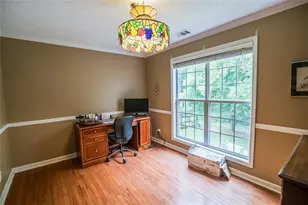 1910 Meyers Dr, Lawrenceville, GA 30045 - Photo 11