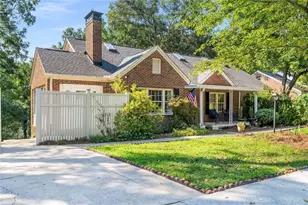 601 Ridgewood Ave, Gainesville, GA 30501 - Photo 1