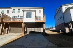 617 Millcroft Blvd, Buford, GA 30518 - Photo 23