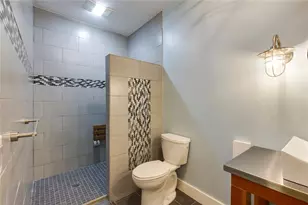 5377 Trentham Dr, Dunwoody, GA 30338 - Photo 47