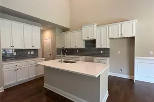 946 Lakeview Oaks Ct, Grayson, GA 30017 - Photo 9