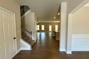 936 Lakeview Oaks Ct, Grayson, GA 30017 - Photo 7