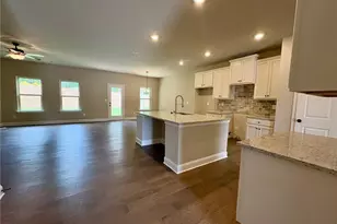 936 Lakeview Oaks Ct, Grayson, GA 30017 - Photo 9