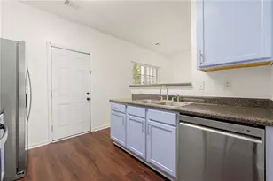 2525 Walden Lake Dr, Decatur, GA 30035 - Photo 11