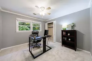 11465 Elkins Rd, Roswell, GA 30076 - Photo 25