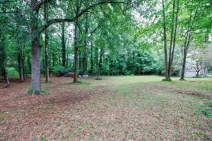 11465 Elkins Rd, Roswell, GA 30076 - Photo 19