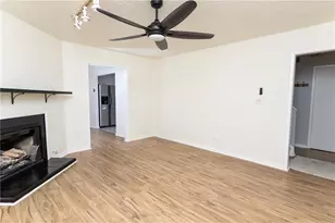 101 Vineyard Pond Dr, Norcross, GA 30071 - Photo 9