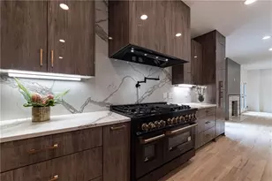 4 Bentley Trace Manor, Atlanta, GA 30327 - Photo 11