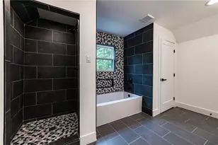 4 Bentley Trace Manor, Atlanta, GA 30327 - Photo 39