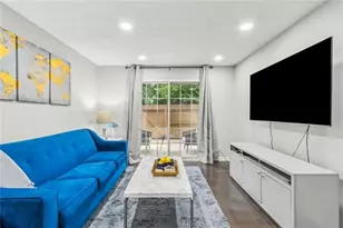 3160 7 Pines Ct, Atlanta, GA 30339 - Photo 3