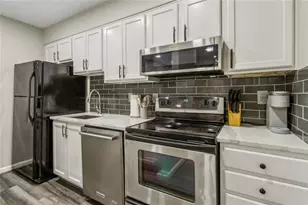 3160 7 Pines Ct, Atlanta, GA 30339 - Photo 9