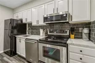 3160 7 Pines Ct, Atlanta, GA 30339 - Photo 9