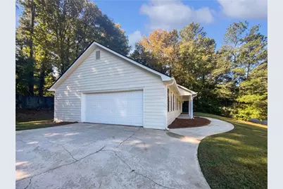 1168 Granite Lane, Loganville, GA 30052 - Photo 9