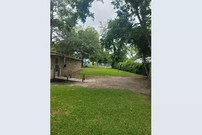 211 Thomas Street, Camilla, GA 31730 - Photo 11