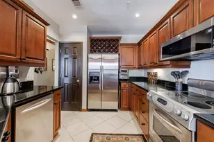 3334 Peachtree Rd NE, Atlanta, GA 30326 - Photo 9