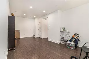 886 Stone Crest Rd NE, Atlanta, GA 30324 - Photo 9