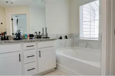 7621 Avalon Boulevard, Fairburn, GA 30213 - Photo 19