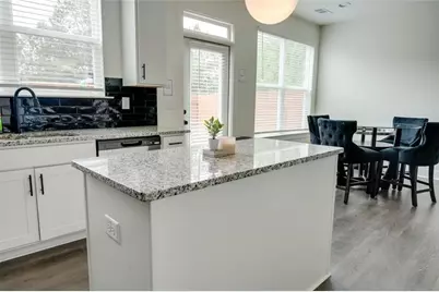 7621 Avalon Boulevard, Fairburn, GA 30213 - Photo 7