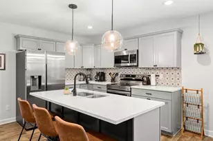 1423 Lanvale Dr SW, Atlanta, GA 30310 - Photo 3