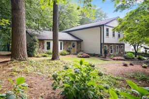 4989 Kings Wood Dr NE, Roswell, GA 30075 - Photo 1